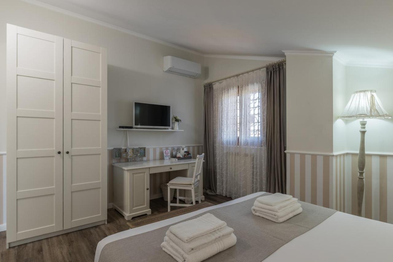 B&B L'Ulivo Фьюмичино Экстерьер фото